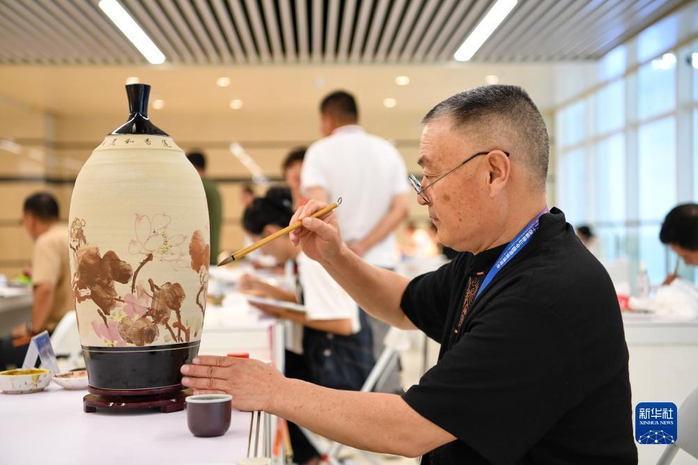 八上八棋牌